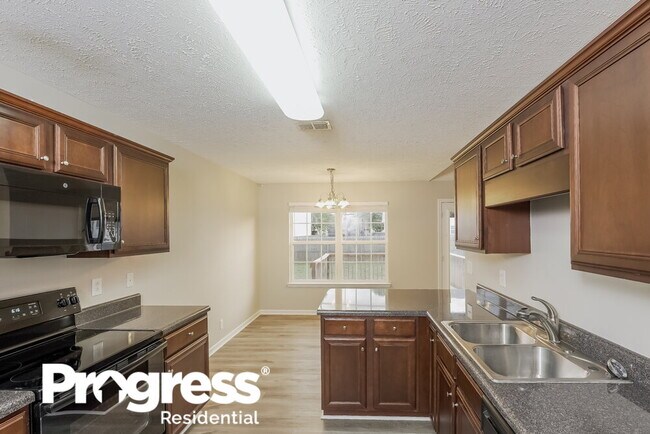 Building Photo - 1955 Odessa Ave