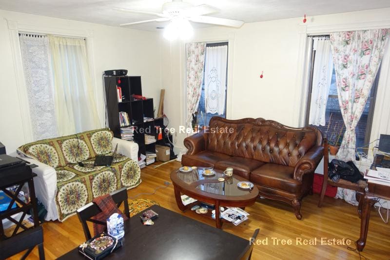 Building Photo - 12 Dean Rd