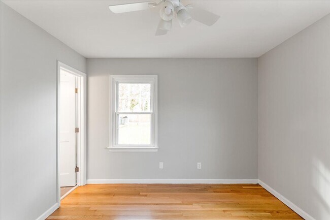 Building Photo - 2910 Fendall Ave