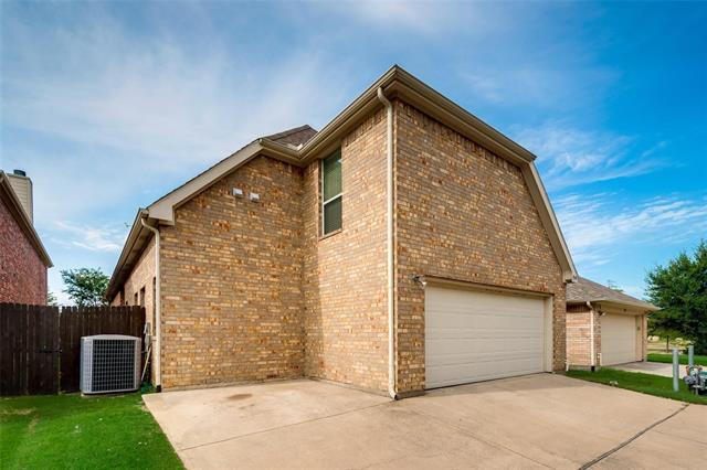 Building Photo - 9248 Park Garden Dr