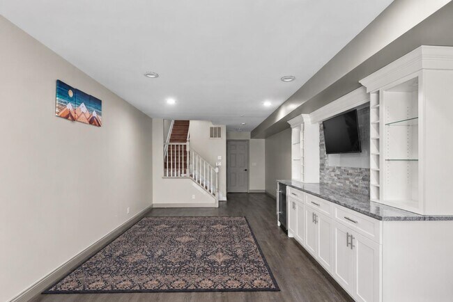 Building Photo - 209 Blue Heron Dr