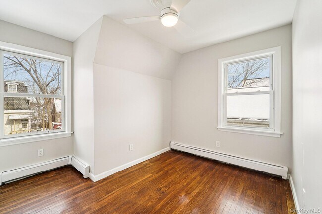 Building Photo - 60 Elysian Ave