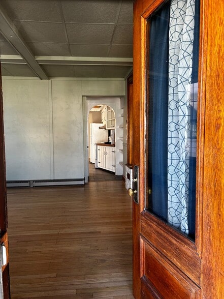 Building Photo - 308 North Blakely Street