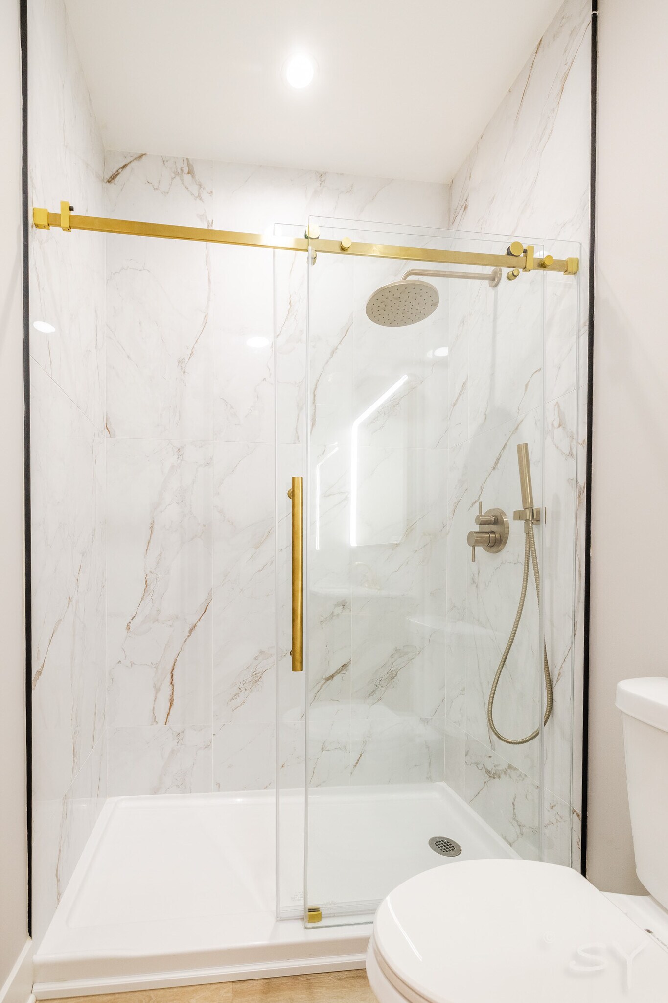 Building Photo - 3218 W Polk St