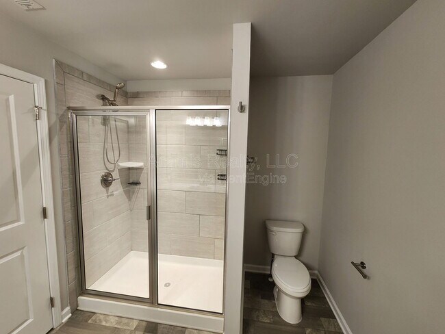 Building Photo - 5208 Pinnacle Walk