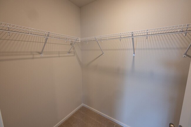Building Photo - 3 bedroom home in Ridgefield w/ AC - Built in 2024