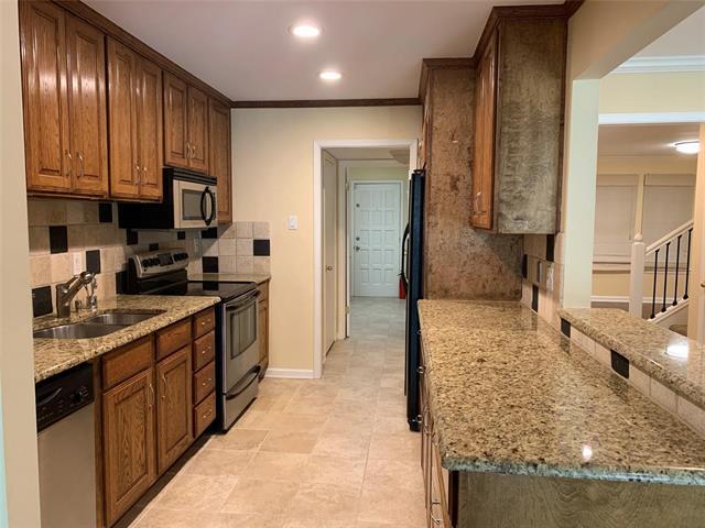 Building Photo - 6949 Helsem Way