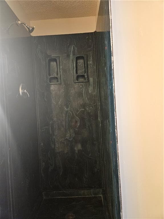 Building Photo - 1901 Dogwood Pl