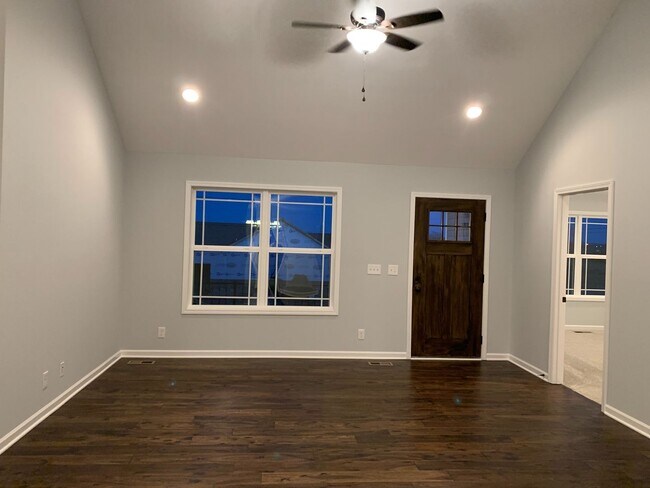 Building Photo - 200 Lexington Cove Blvd