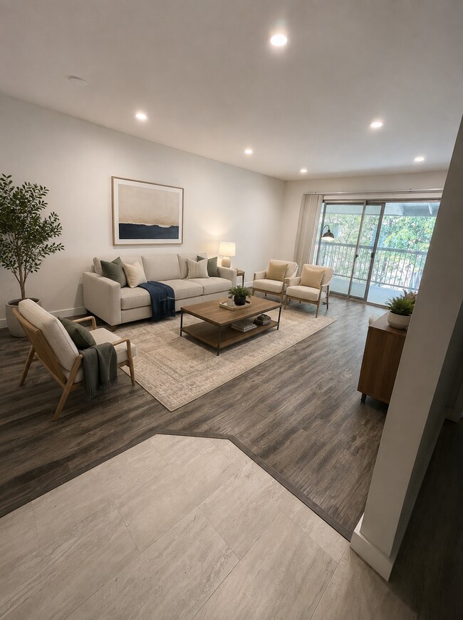 Building Photo - 2222 Los Feliz Dr