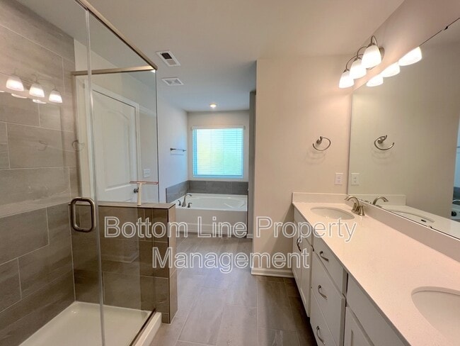 Building Photo - 12003 Gambrell Dr