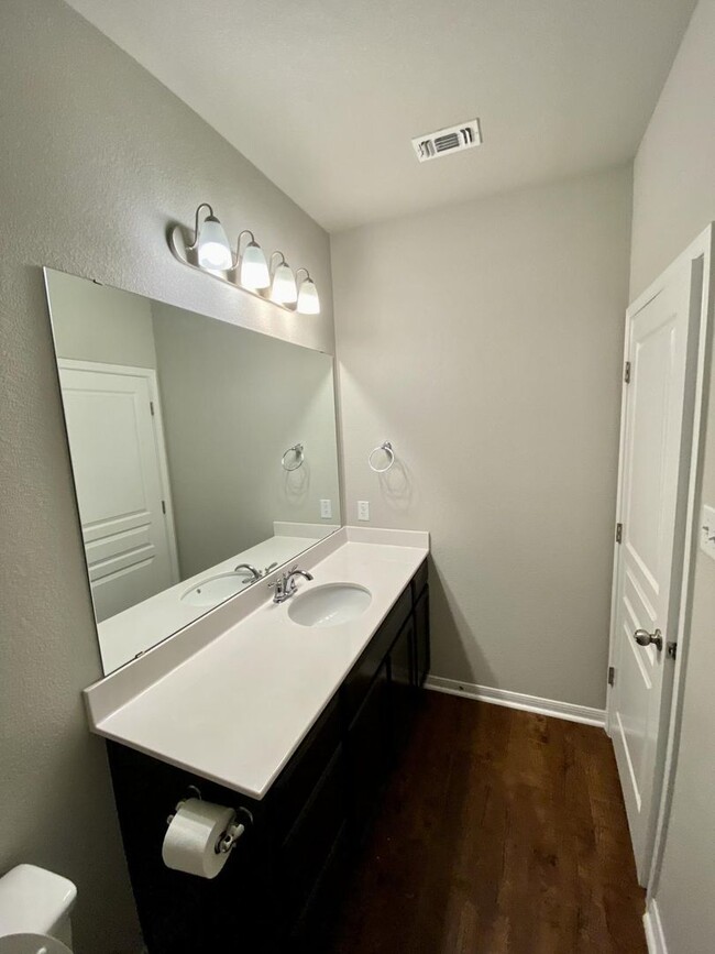 Building Photo - 4bd/2ba in Killeen TX
