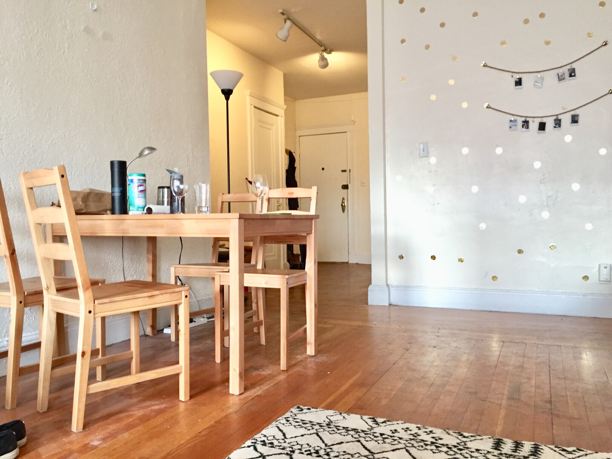 Building Photo - 1982 Commonwealth Ave