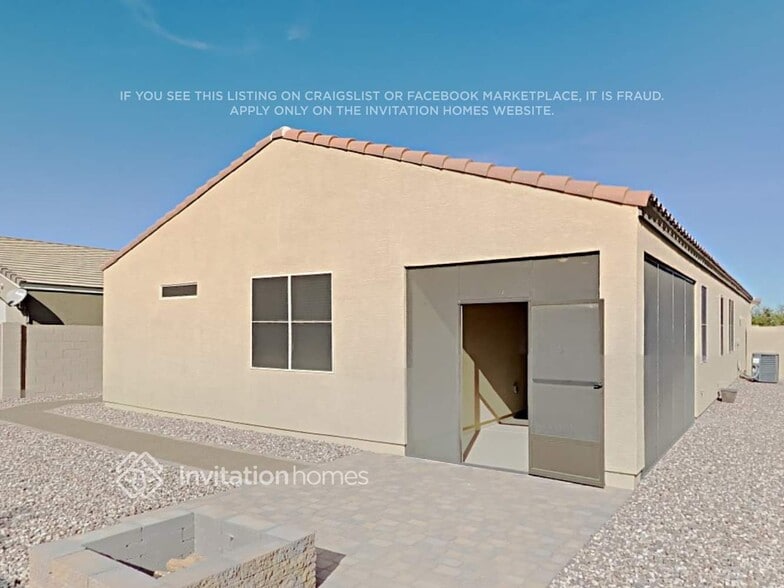 Building Photo - 373 W Satinka Dr