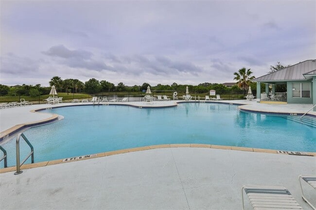 Building Photo - 9805 Carlsdale Dr