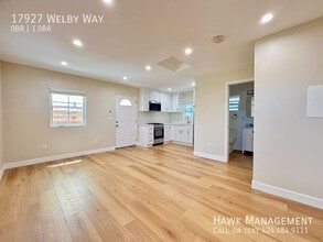 Building Photo - 17927 Welby Way