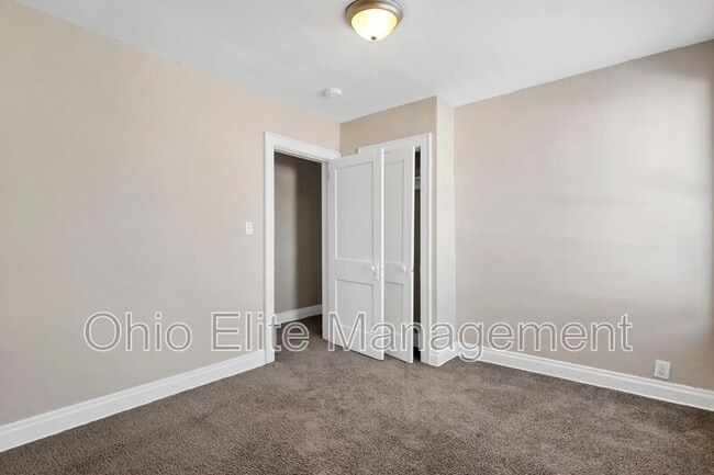 Building Photo - 775 S 17th St