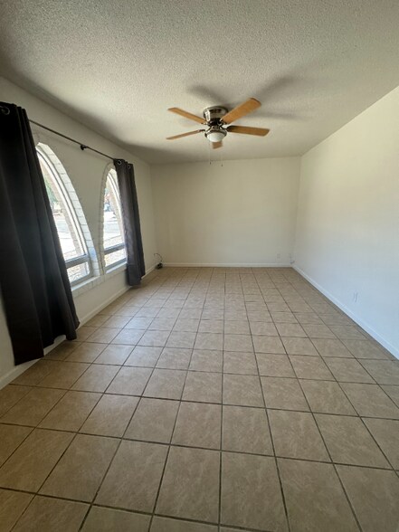Building Photo - 1237 Sunny Ridge Dr
