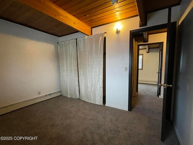 Building Photo - 2805 W 31st Ave