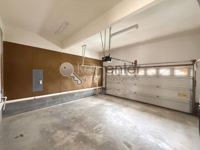 Building Photo - 8676 Belleau Woods Dr