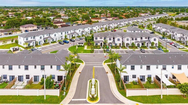 Building Photo - 14807 SW 183rd Terrace