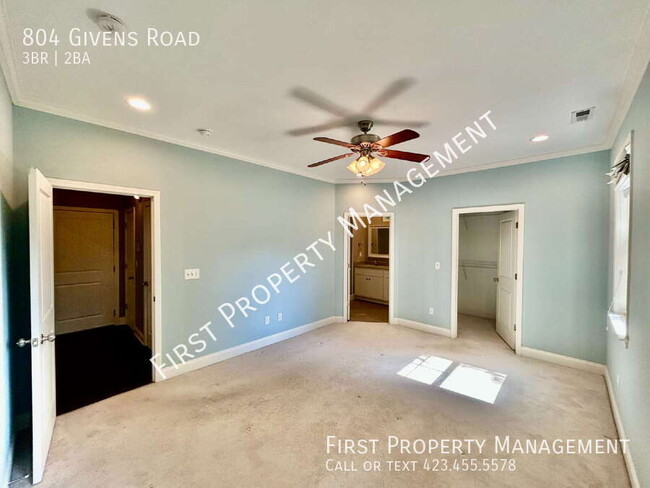 Building Photo - 804 Givens Rd