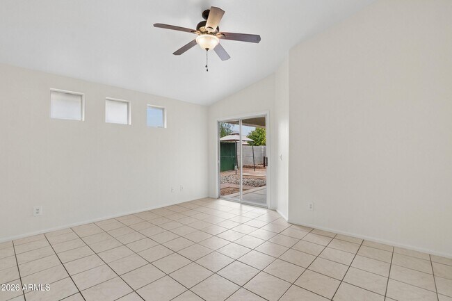 Building Photo - 15661 W Hammond Dr