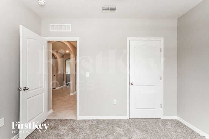 Building Photo - 1025 Preserve Dr