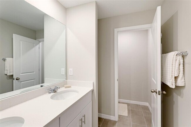 Building Photo - 17063 Coral Key Dr