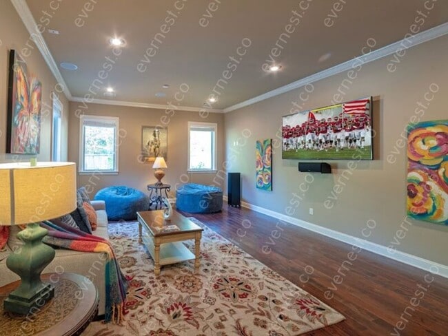 Building Photo - 6587 Westminster