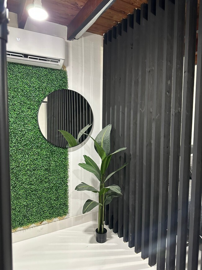 Building Photo - 7255 SW 39th Ter