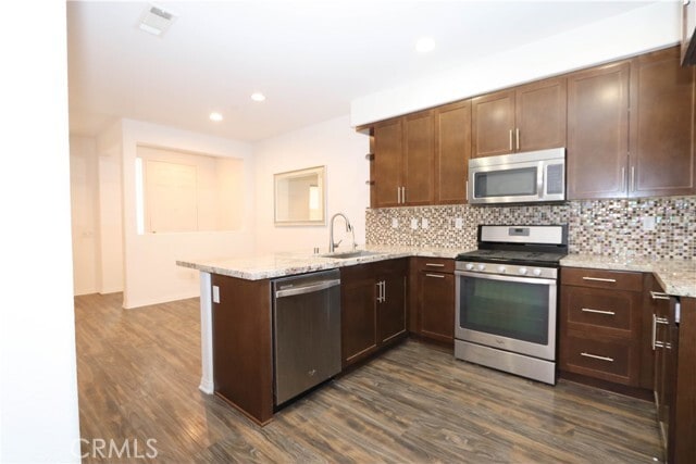 Building Photo - 163 E Commercial St