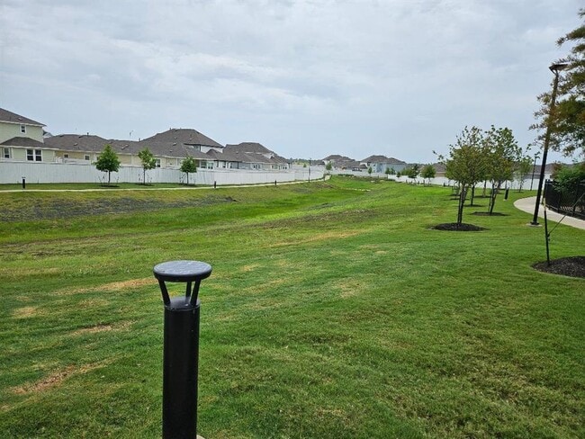 Building Photo - 110 Lavender Ln