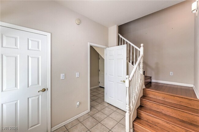 Building Photo - 801 Dana Hills Ct