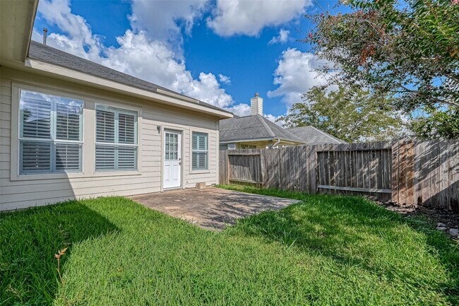 Building Photo - 6923 Grants Hollow Ln