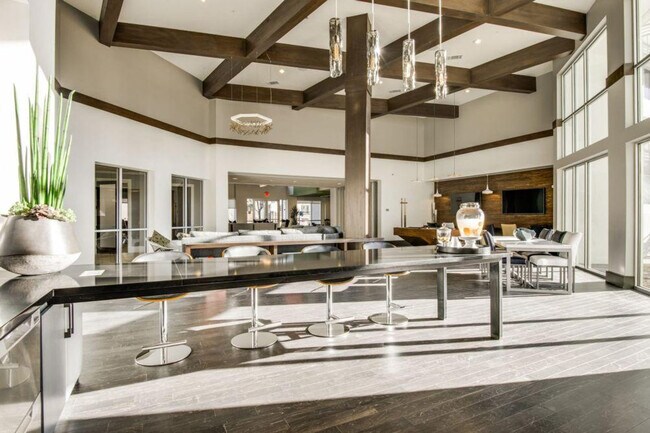 Building Photo - 680 Executive Dr
