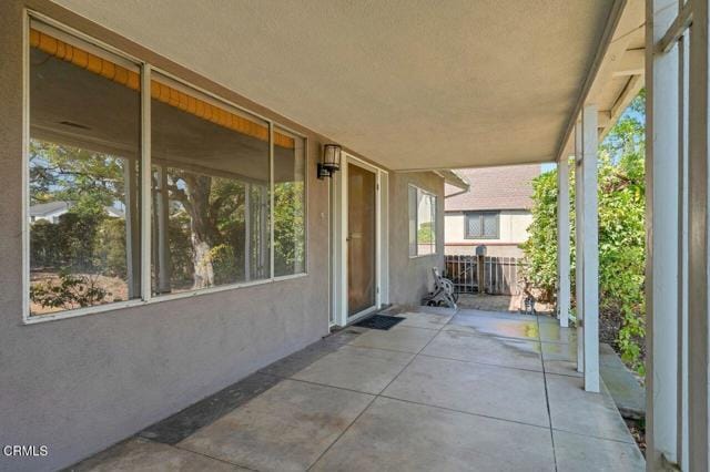 Building Photo - 9102 E Fairview Ave