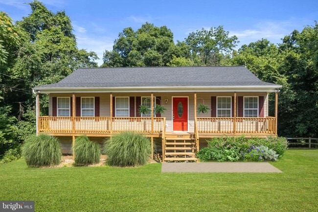 Primary Photo - 430 Cedar Creek Dr