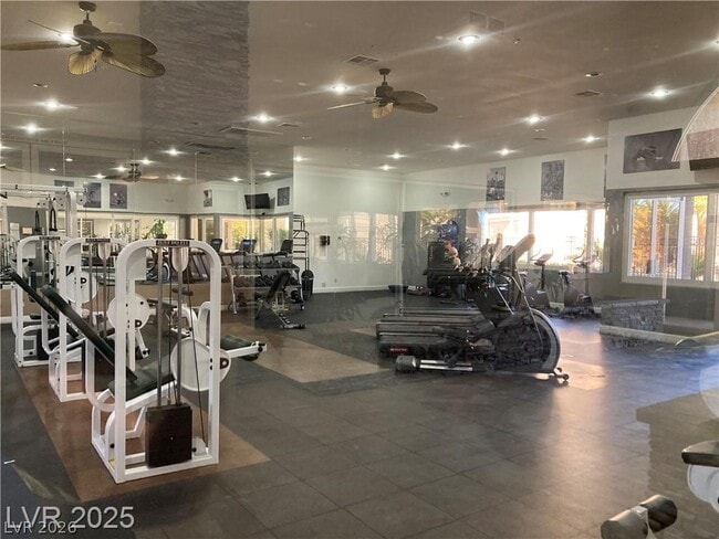 Building Photo - 9050 W Warm Springs Rd