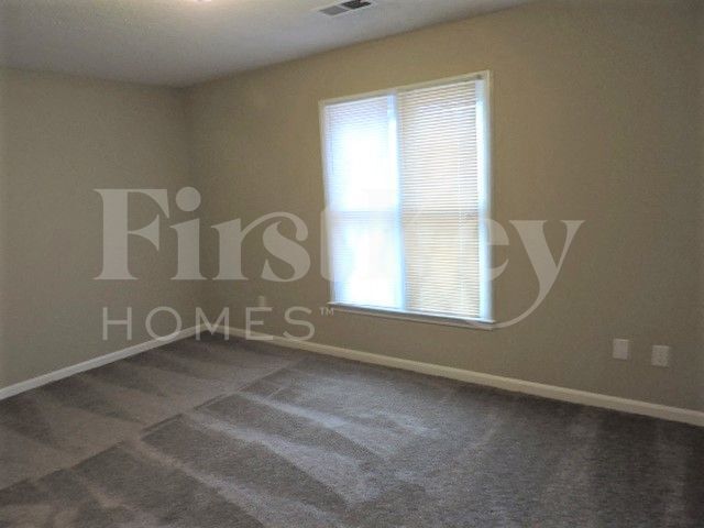 Building Photo - 143 Walnut Creek Rd