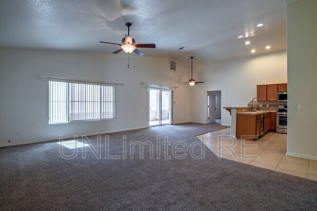 Building Photo - 4926 Mesa Blanca Way