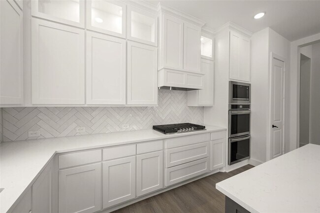 Building Photo - 2209 Pelican Dr