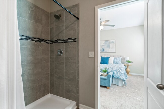 Building Photo - 145 Brybar Dr