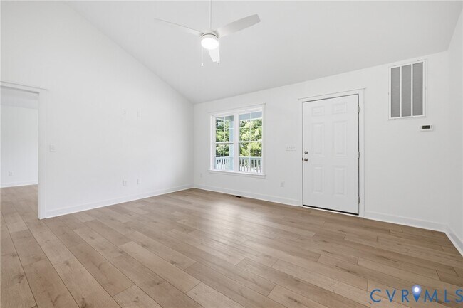 Building Photo - 21169 Baileys Ln