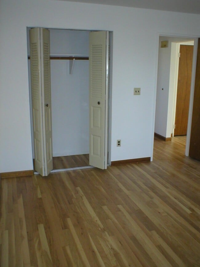 Building Photo - 397 Kamena St