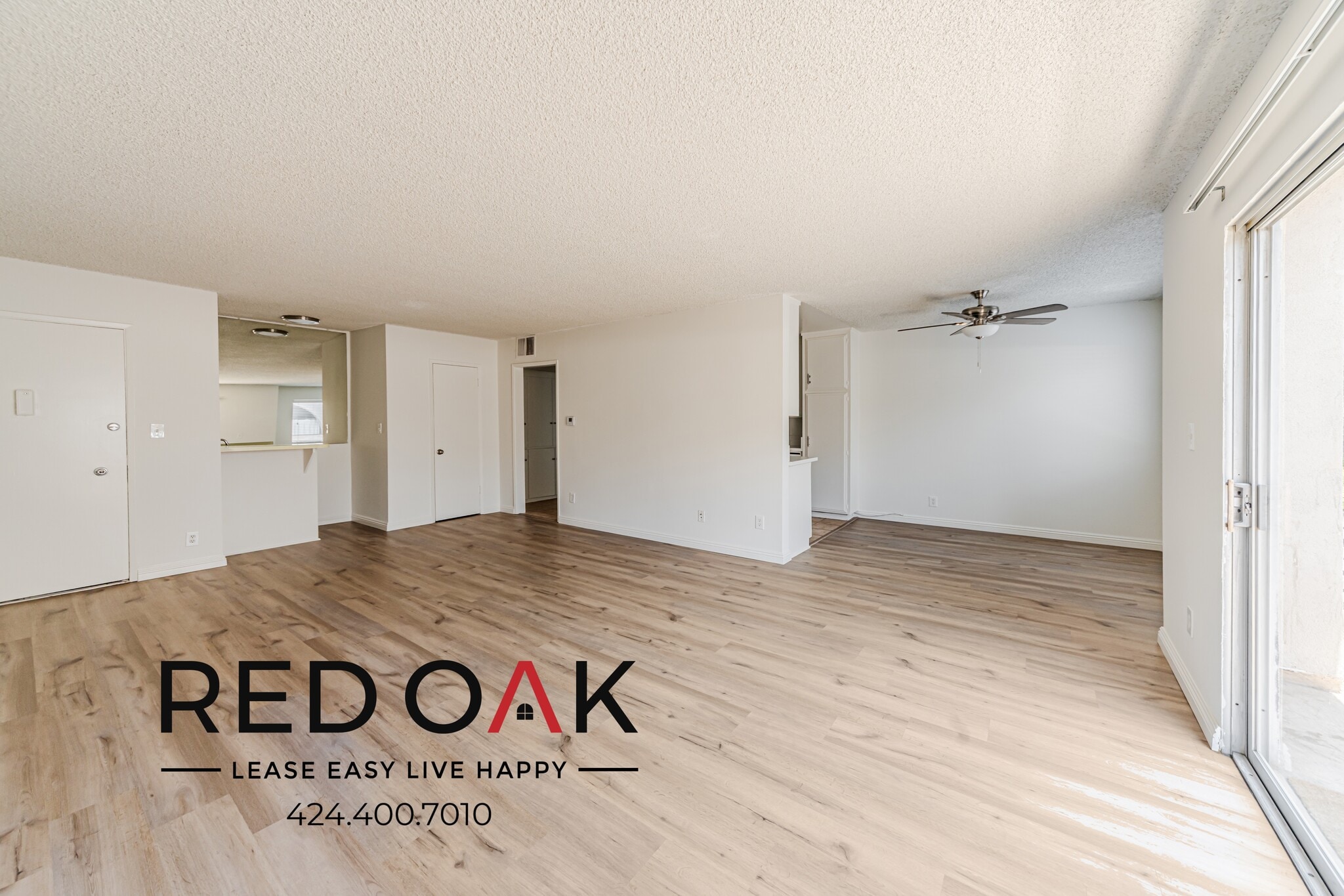 Building Photo - 10741 Moorpark St