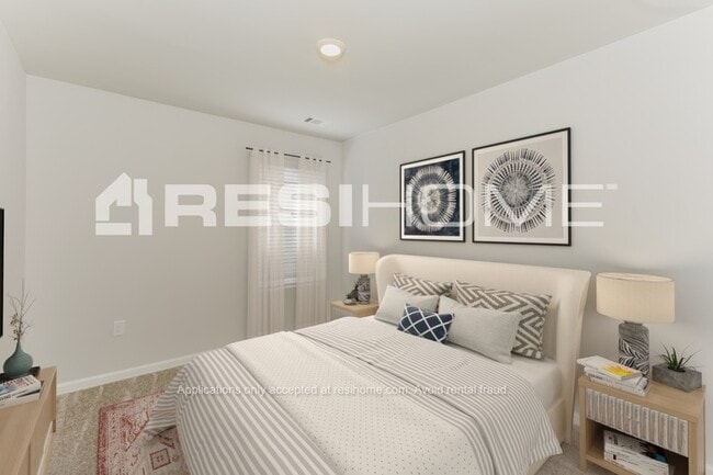 Building Photo - 203 Wellbrook Ct NE