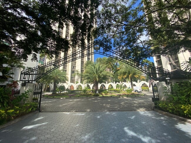 Building Photo - 300 Wai Nani Way