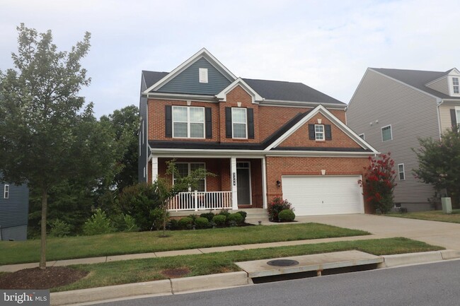 Building Photo - 3348 Burton Dr