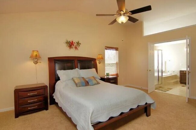 Building Photo - 3699 Springside Dr